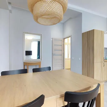 Spacious Center - Market Square 75m2 By As * 브로츠와프